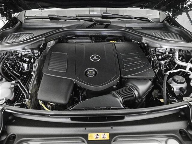 New 2026 Mercedes-Benz GLC 300 4MATIC image 2