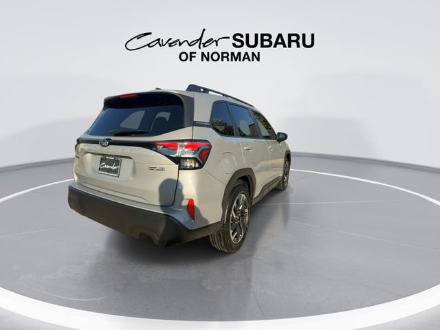 Used 2025 Subaru Forester Premium AWD/4WD image 9