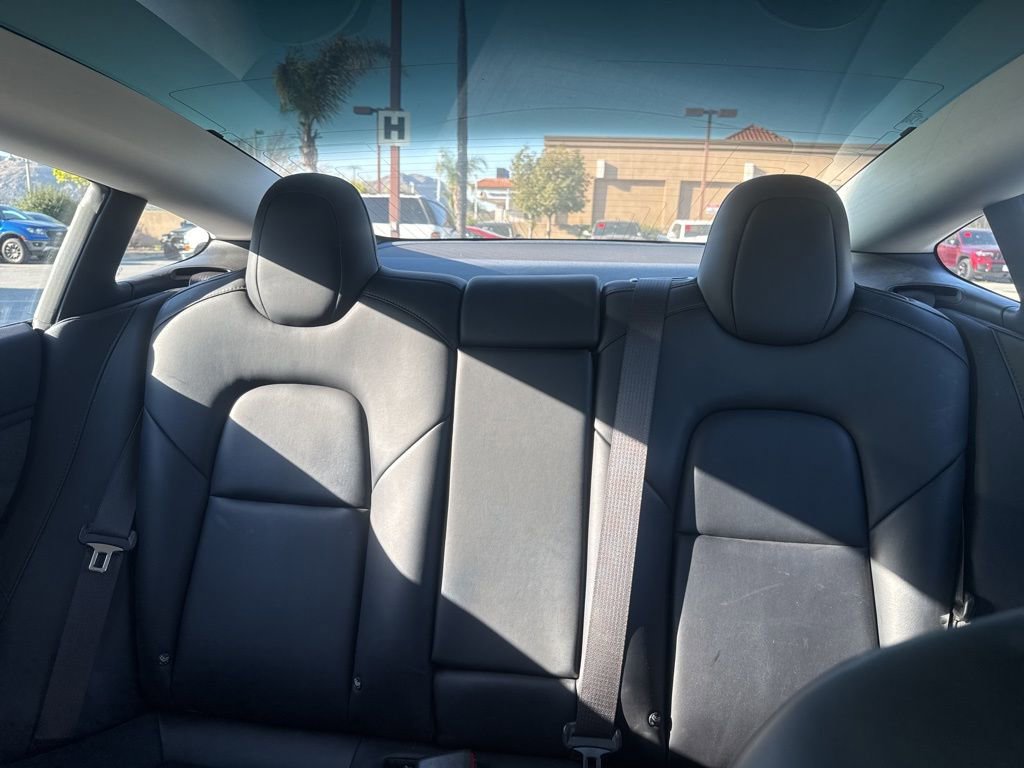 Used 2018 Tesla Model 3 Long Range image 18