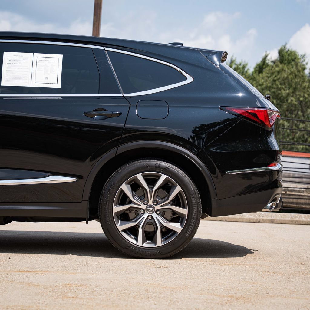 Used 2024 Acura MDX w/ Technology Package AWD/4WD image 4