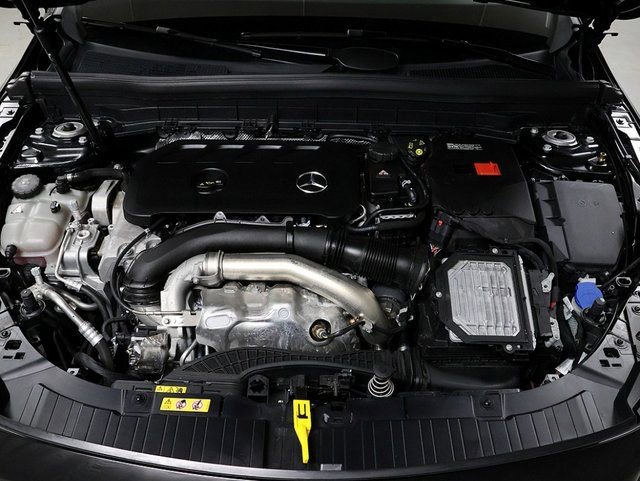 Certified 2026 Mercedes-Benz GLB 250 4MATIC image 36