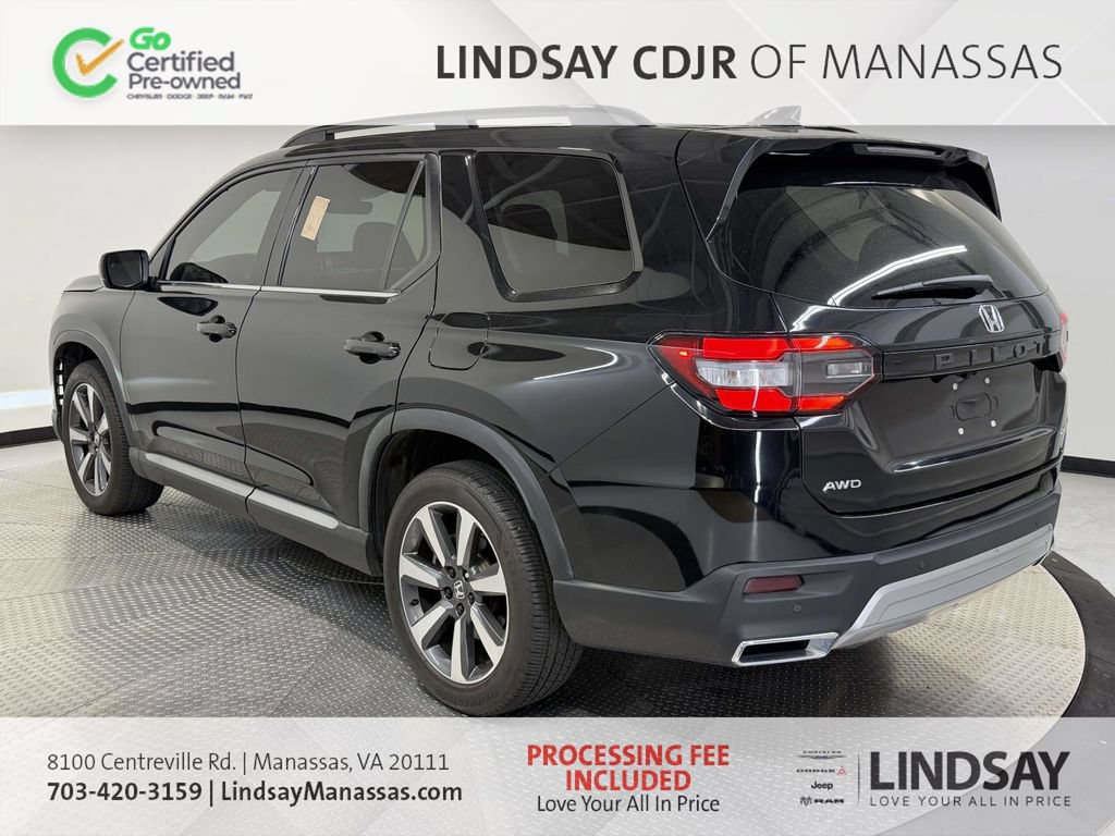 Used 2023 Honda Pilot Touring image 6