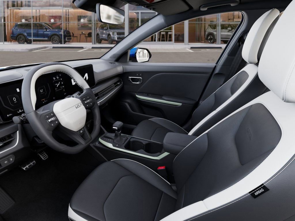 New 2025 Kia K4 GT-Line w/ GT-Line Premium Package FWD image 17