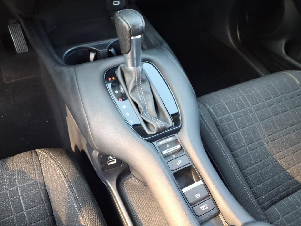 Used 2023 Honda HR-V LX image 27