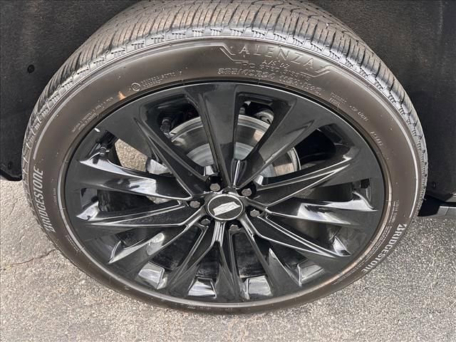 Certified 2025 Cadillac Escalade Sport Platinum w/ LPO, ONYX Package AWD/4WD image 38