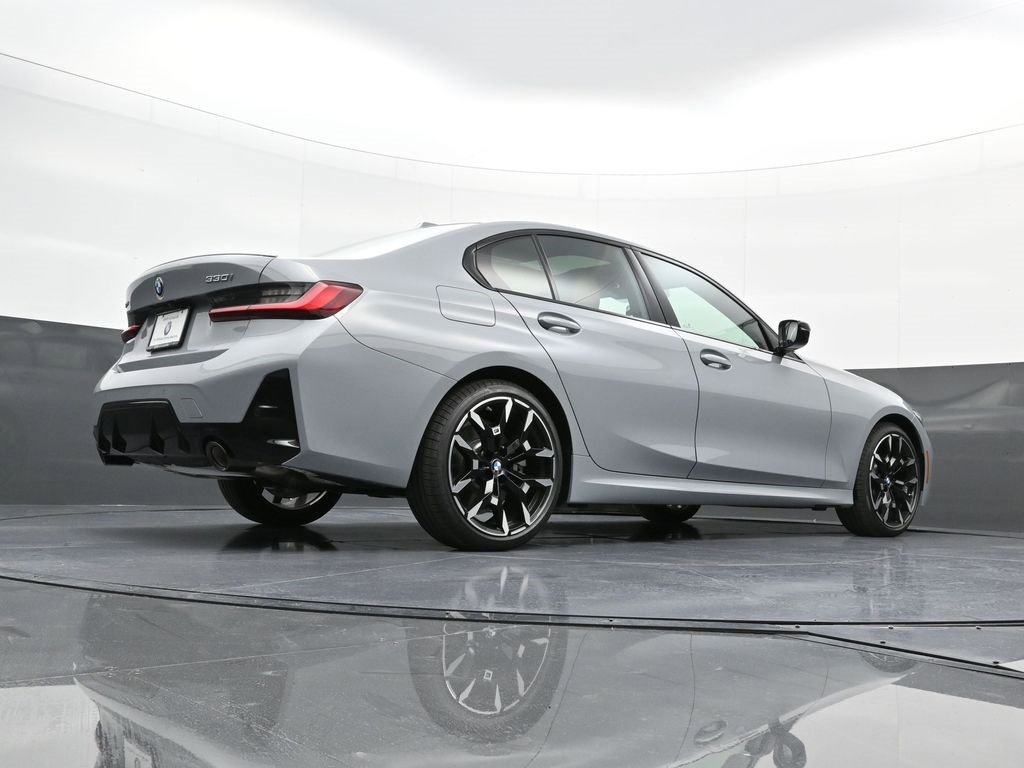 New 2025 BMW 330i xDrive Sedan w/ M Sport Package image 30