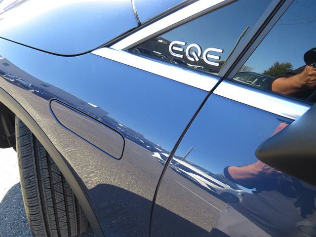 Used 2023 Mercedes-Benz EQE 500 4MATIC SUV image 23
