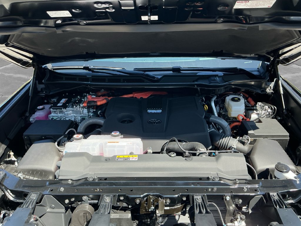 New 2026 Toyota Sequoia Platinum AWD/4WD image 18