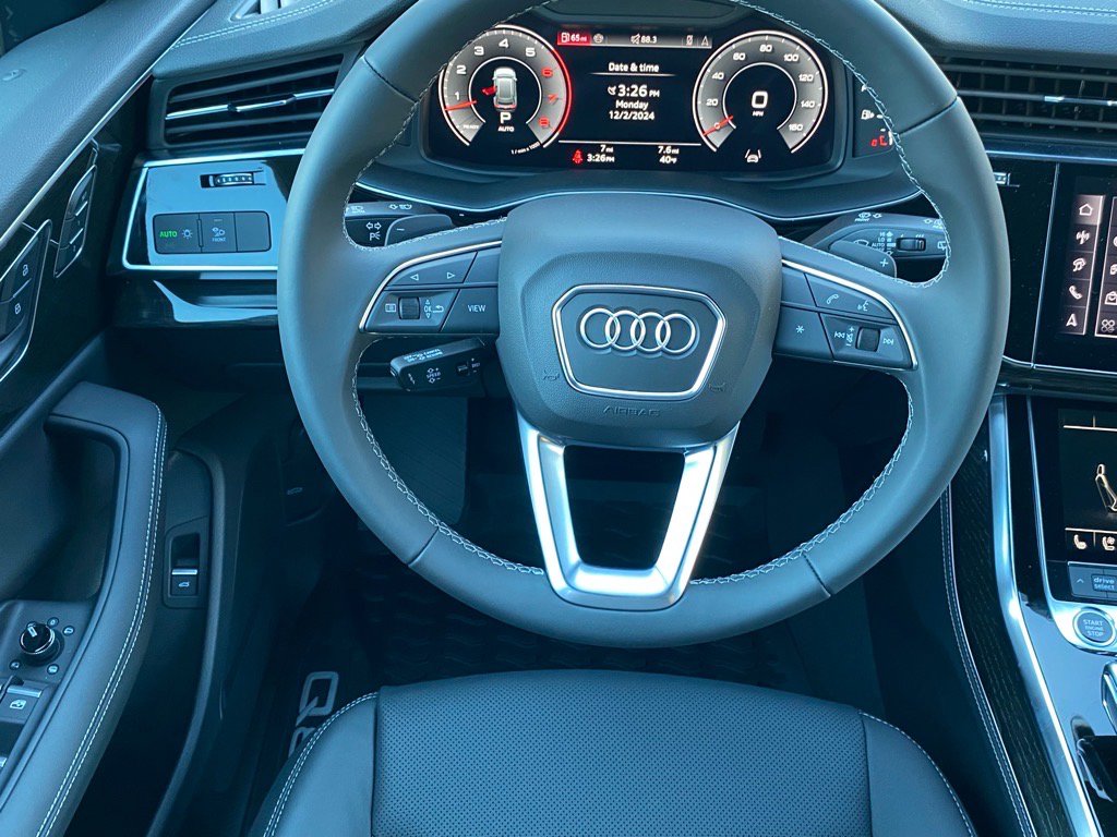 Used 2025 Audi Q8 Premium Plus w/ Premium Plus Package image 6