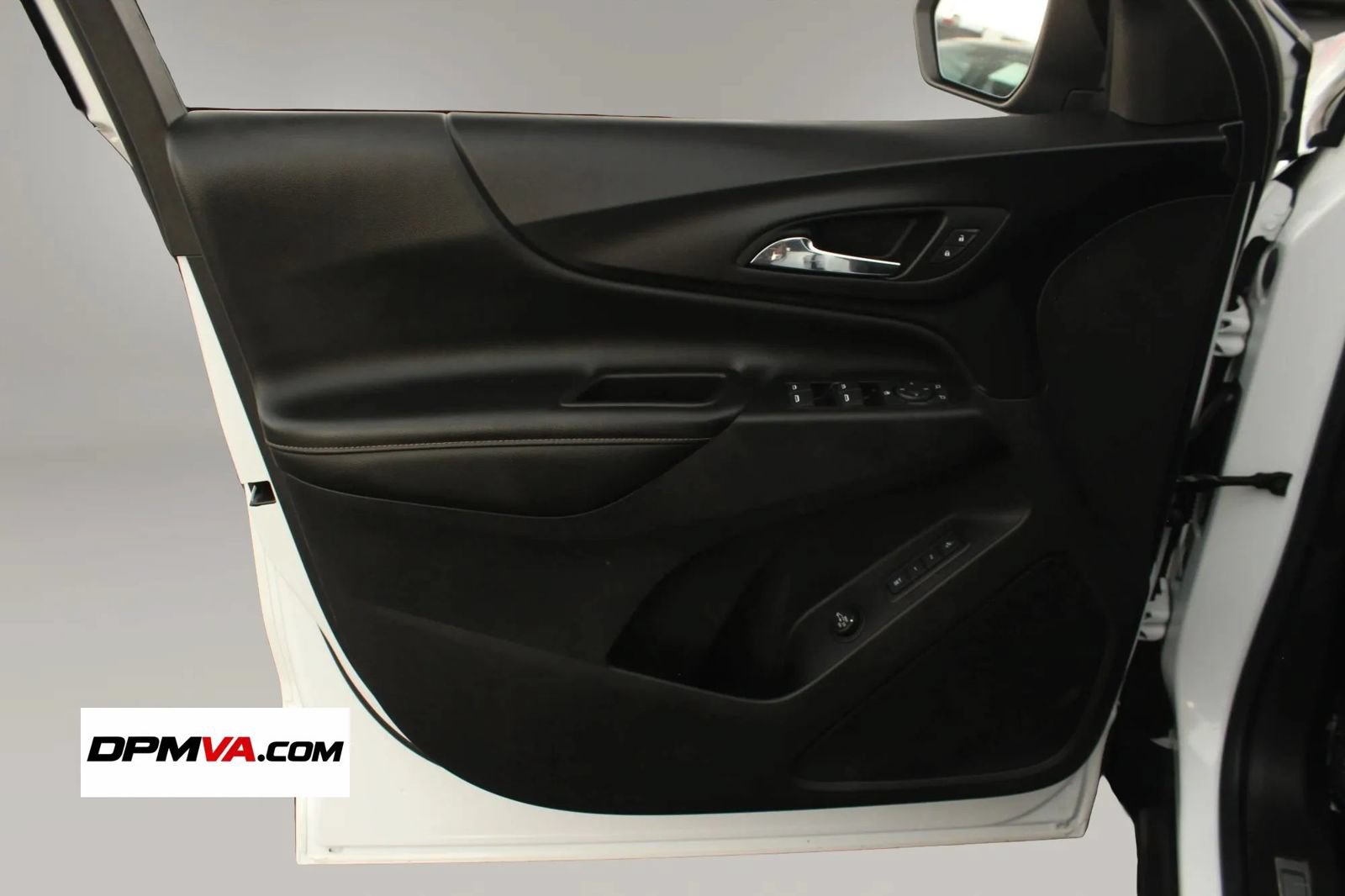 Used 2020 Chevrolet Equinox Premier w/ Premier Redline Edition AWD/4WD image 14