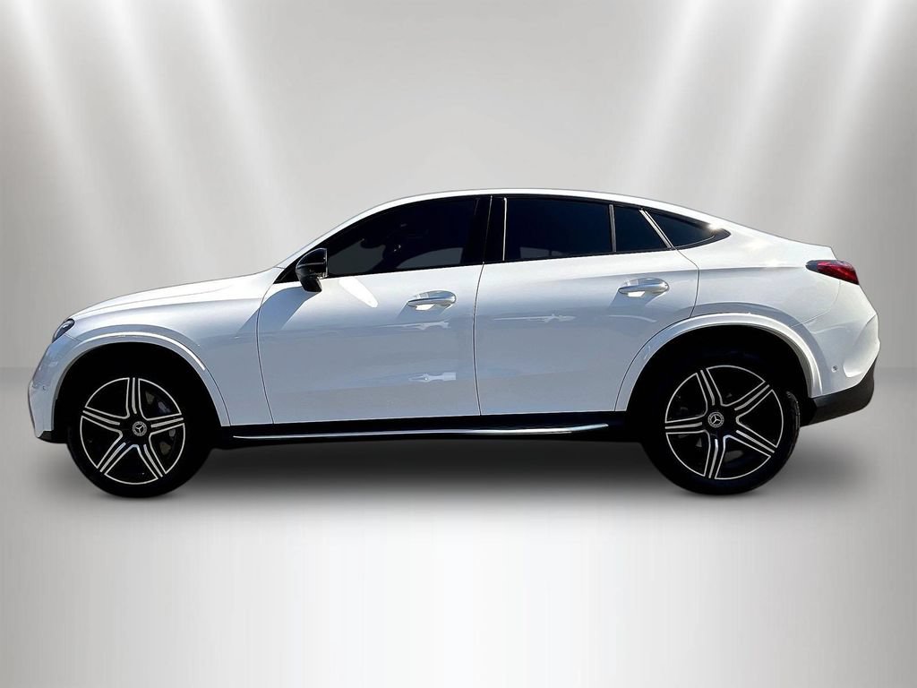 Used 2024 Mercedes-Benz GLC 300 4MATIC image 8