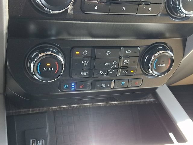 Certified 2020 Ford F350 Lariat w/ Lariat Ultimate Package AWD/4WD image 17