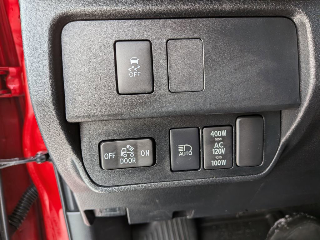 Used 2021 Toyota Tacoma TRD Off-Road image 14