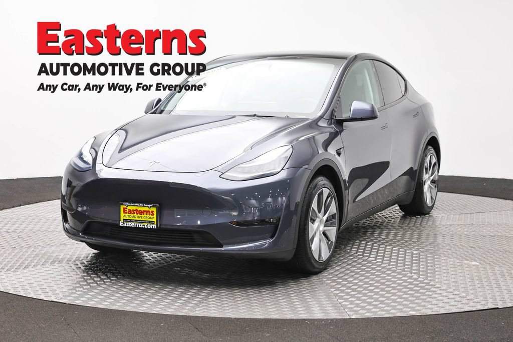 Used 2021 Tesla Model Y Long Range AWD/4WD image 1
