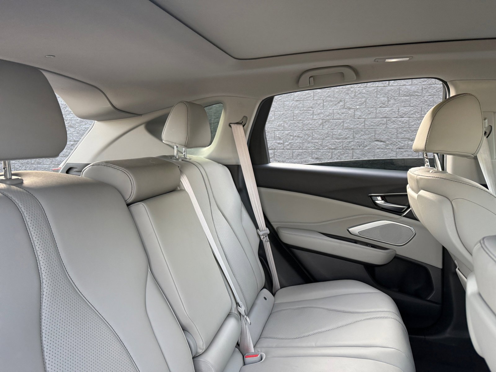 Used 2022 Acura RDX FWD w/ Technology Package image 18