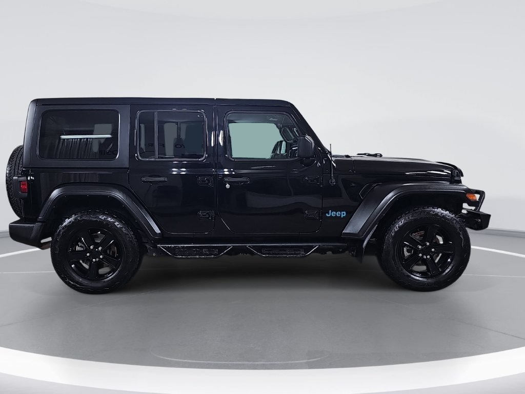 Used 2022 Jeep Wrangler Unlimited Sport AWD/4WD image 2