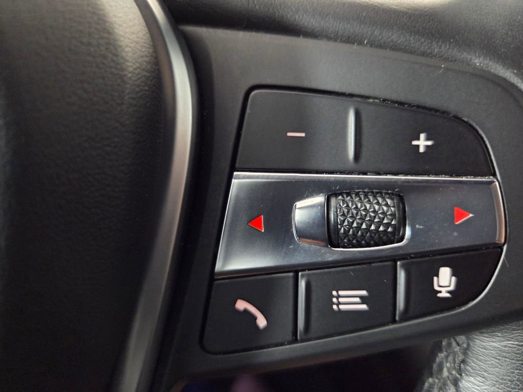 Used 2020 BMW 330i xDrive Sedan w/ Premium Package image 19