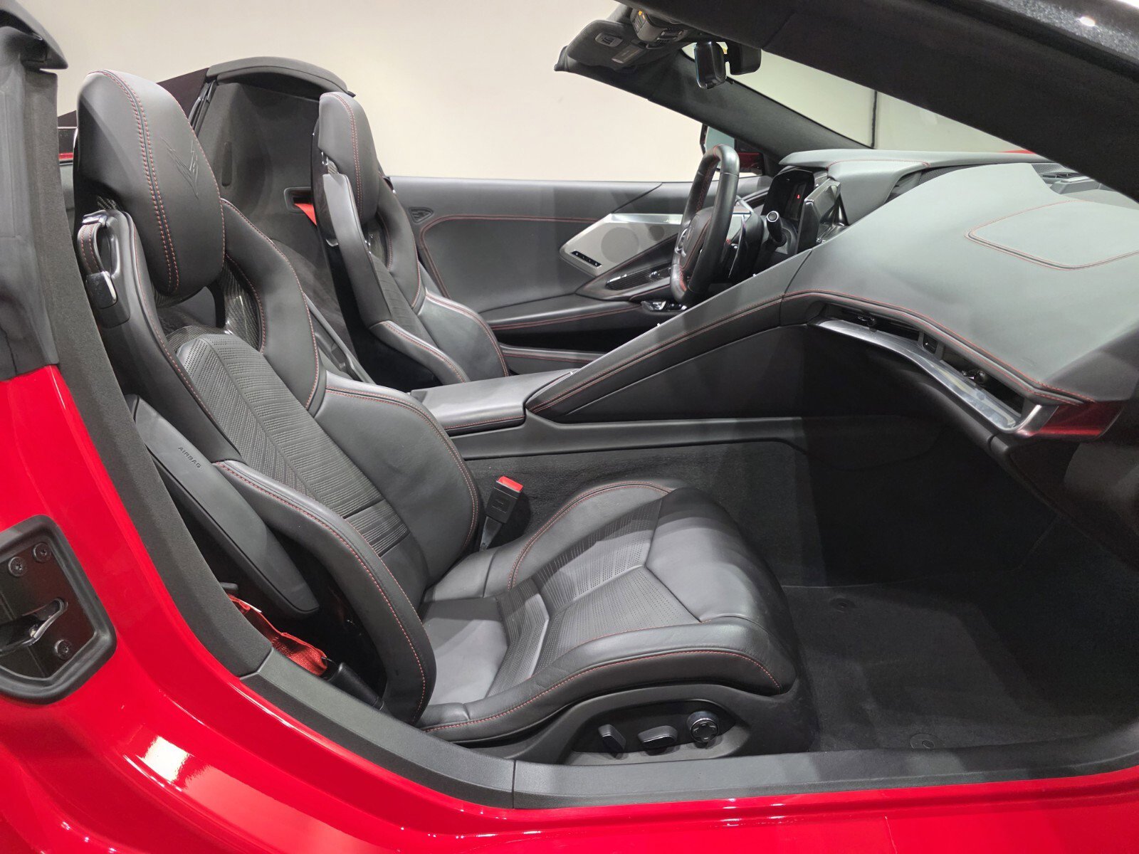 Used 2020 Chevrolet Corvette Stingray Premium Conv w/ 3LT Preferred Equipment Group image 19