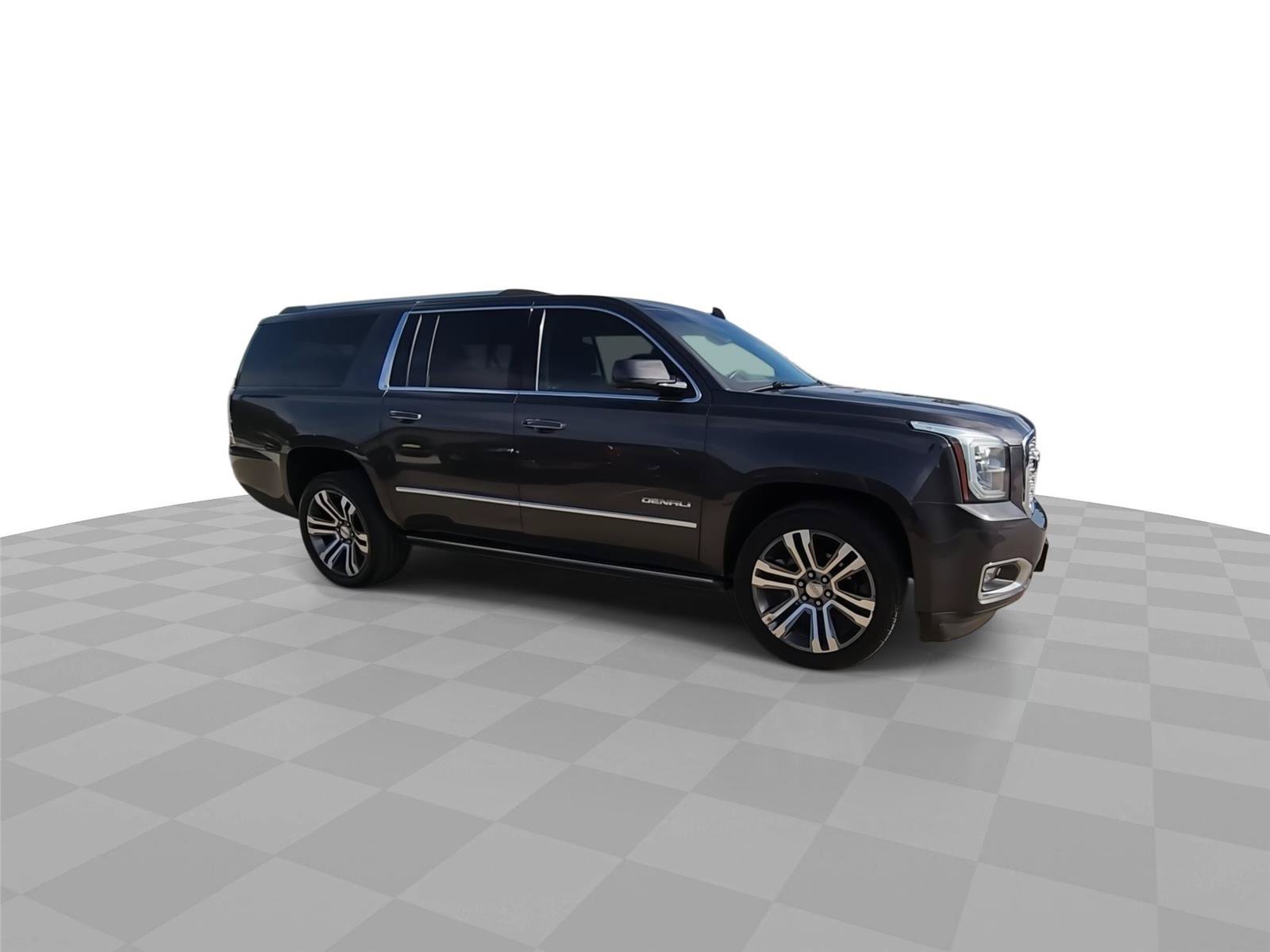 Used 2018 GMC Yukon XL Denali w/ Denali Ultimate Package RWD image 2
