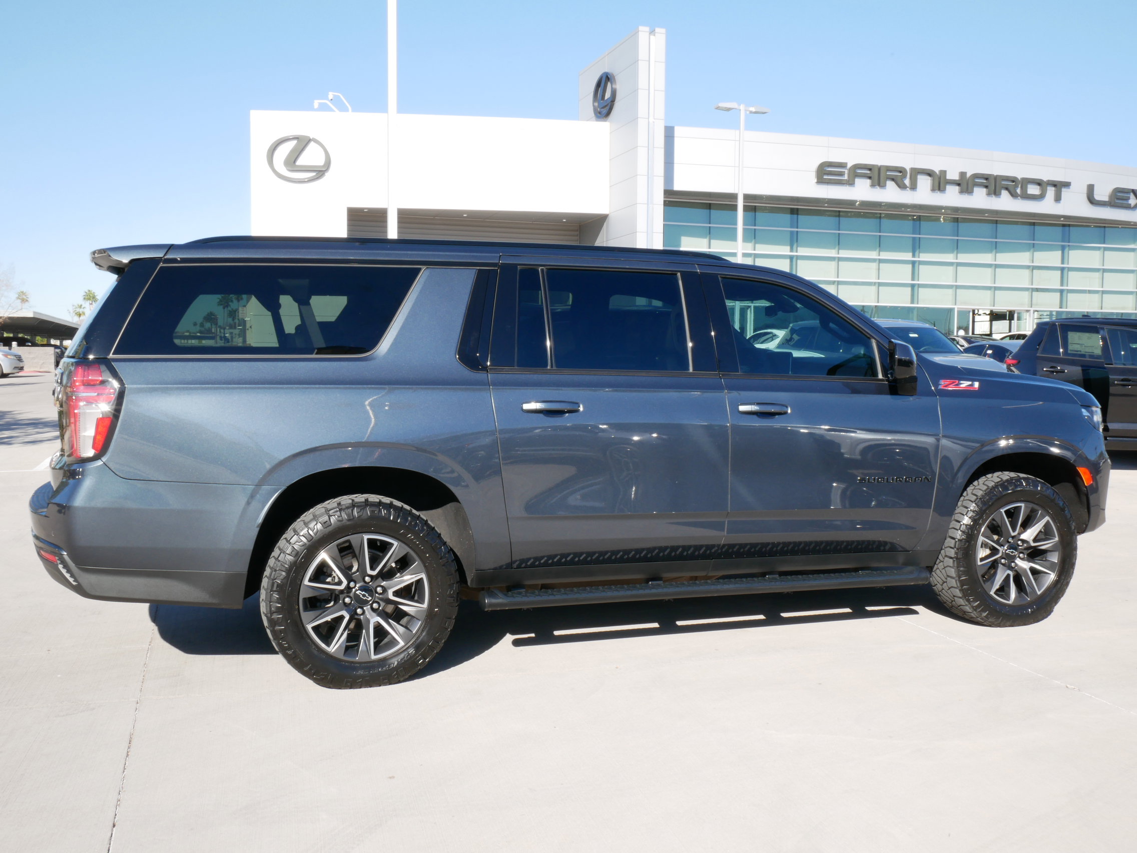 Used 2021 Chevrolet Suburban Z71 w/ Rear Media and Nav Package image 9