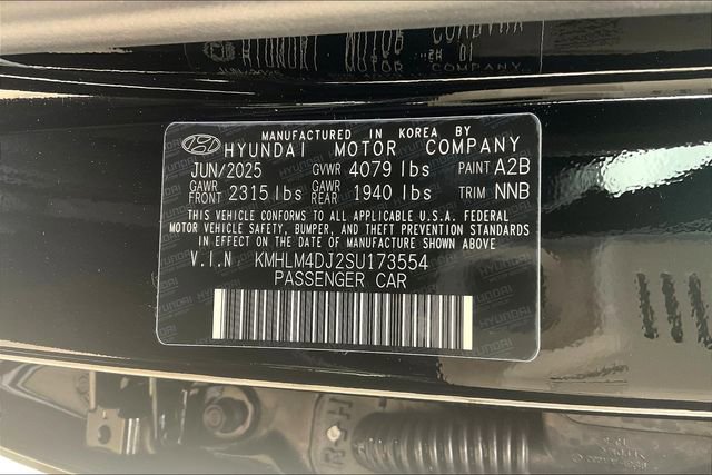 New 2025 Hyundai Elantra SEL image 33