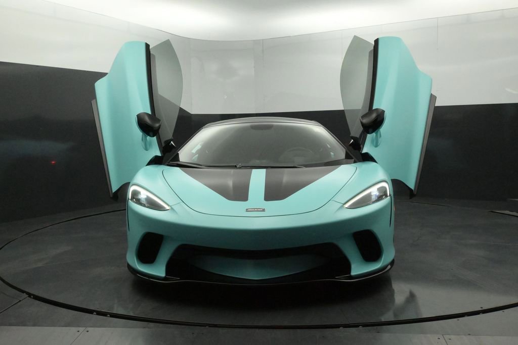 Used 2022 McLaren GT RWD image 23