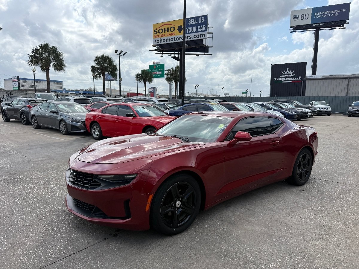 Used 2020 Chevrolet Camaro LT RWD image 7