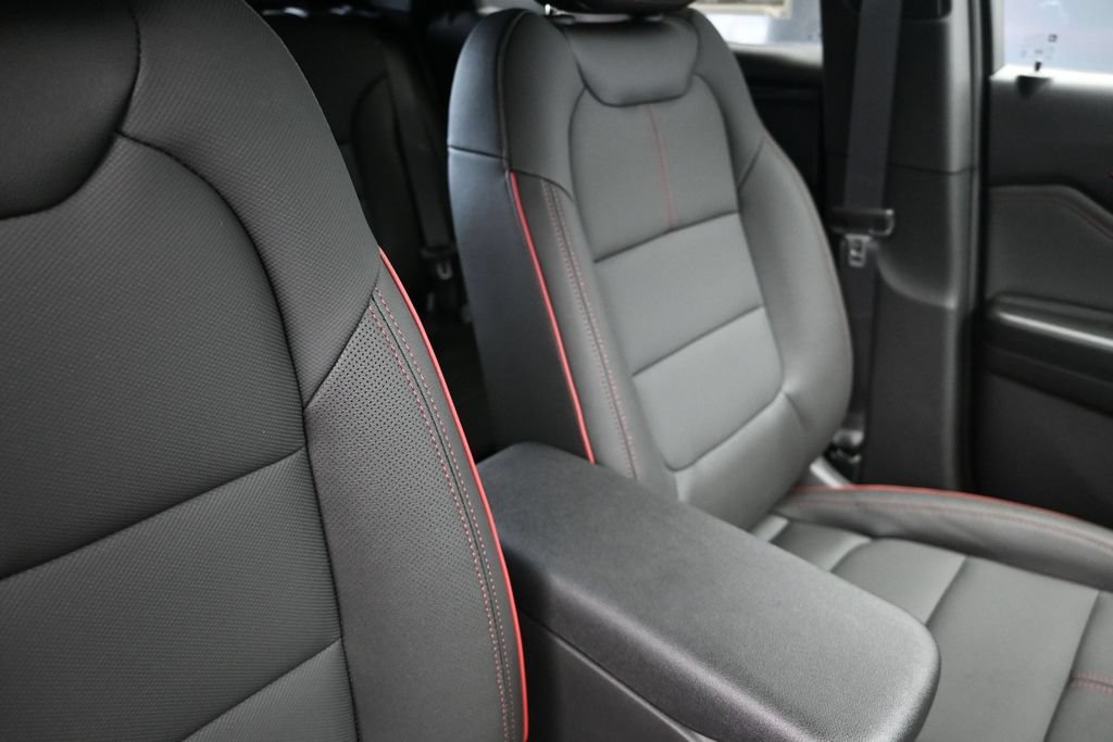 New 2026 Chevrolet TrailBlazer RS w/ Convenience Package FWD image 26