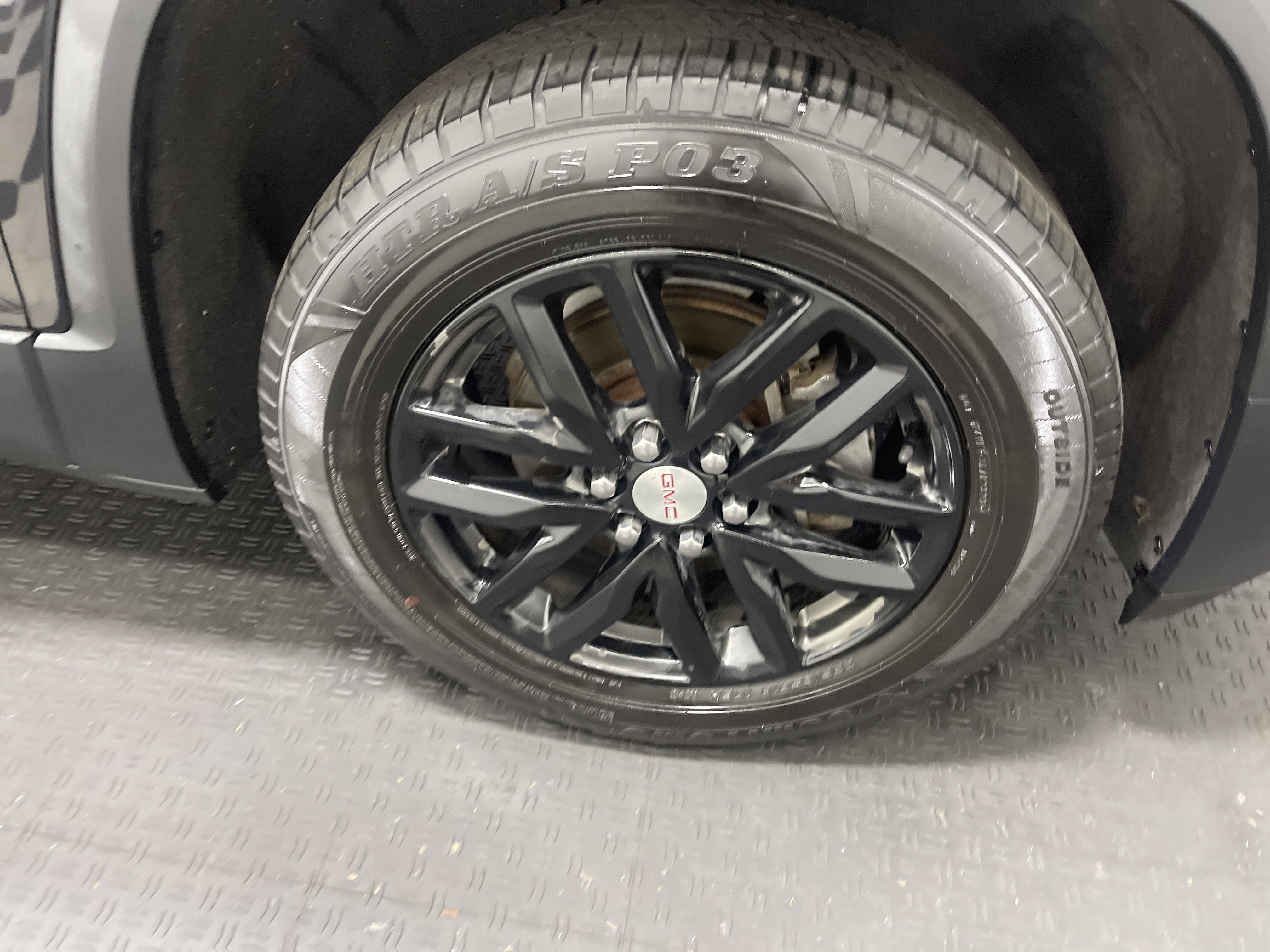 Used 2017 GMC Acadia SLT image 28