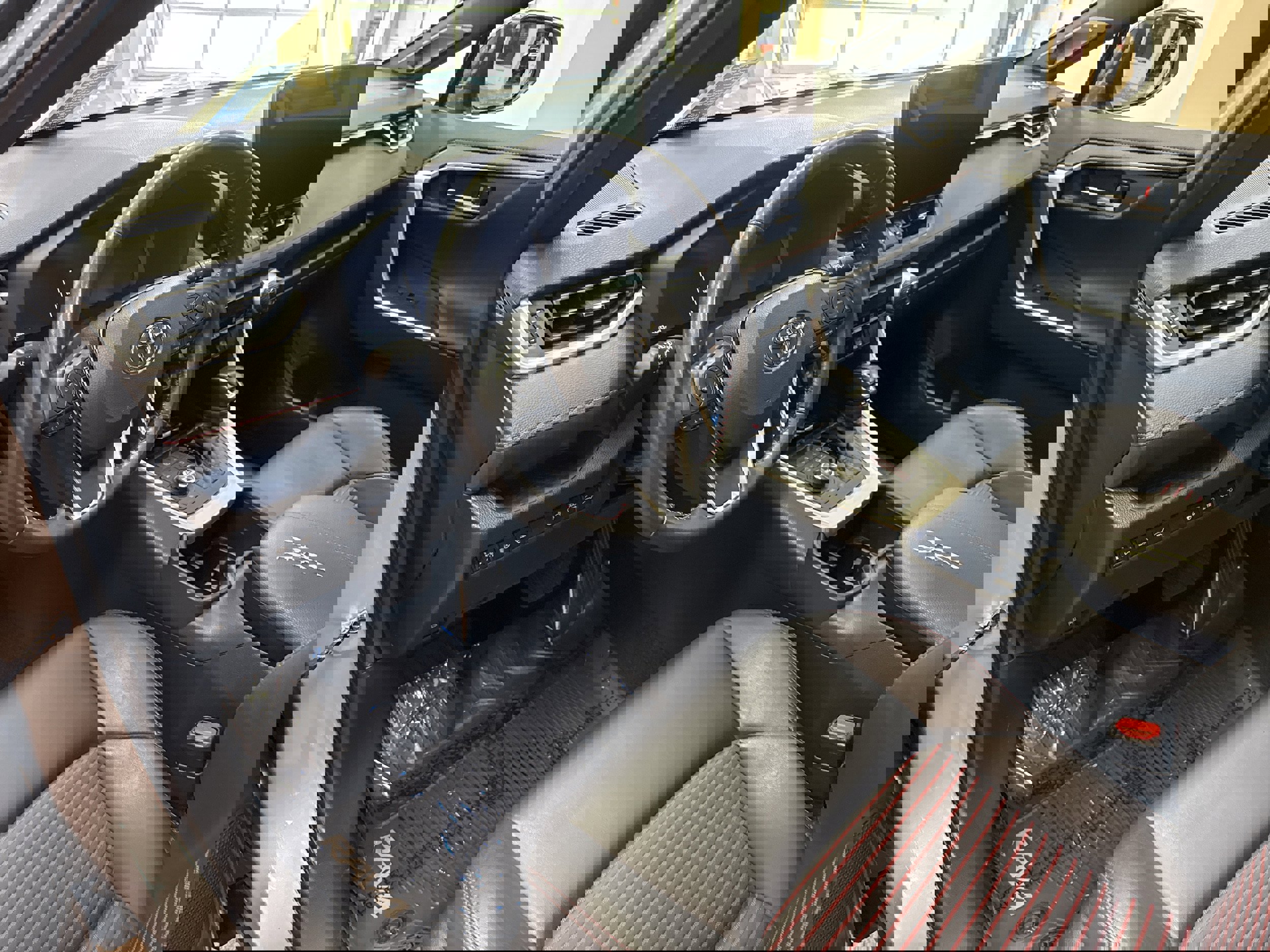 Used 2023 Toyota RAV4 XSE w/ Weather Package image 8