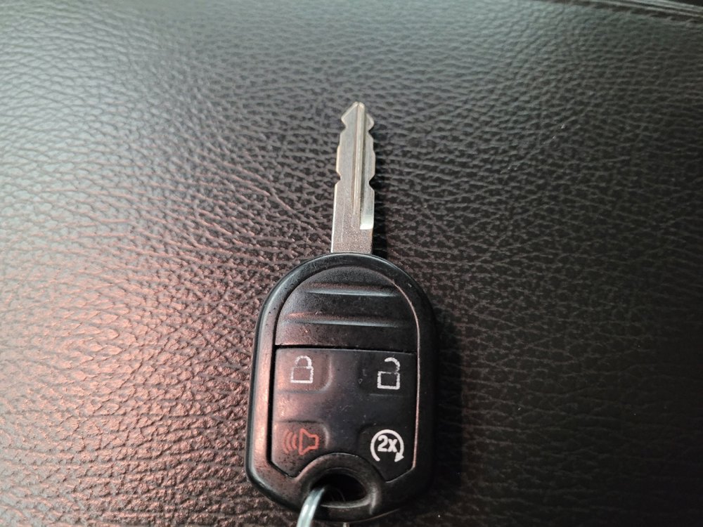 Used 2013 Ford F150 Lariat w/ Mid Equipment Group image 32