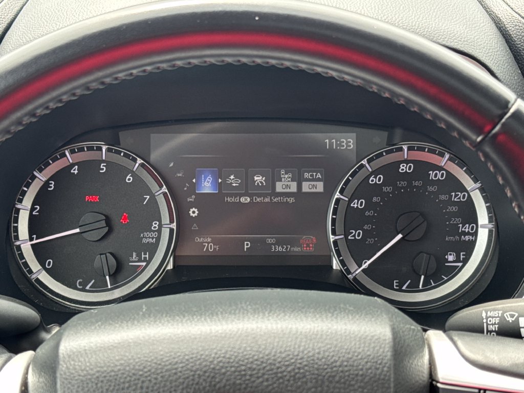 Used 2025 Toyota Highlander XLE AWD/4WD image 19