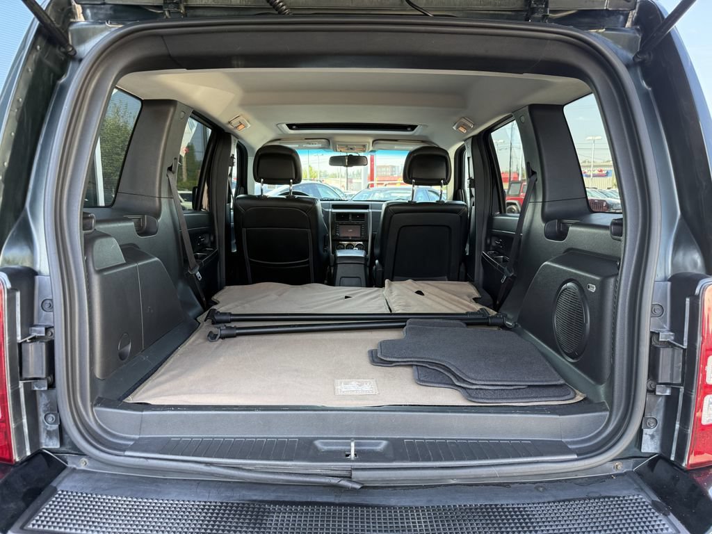 Used 2012 Jeep Liberty Limited Jet w/ Comfort/Convenience Group AWD/4WD image 27