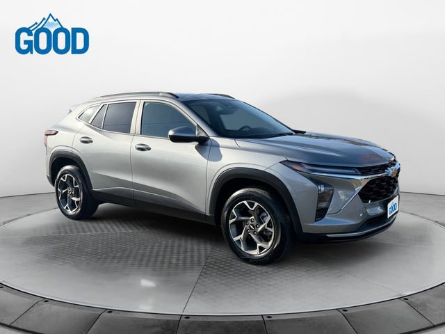 Used 2025 Chevrolet Trax LT w/ Driver Confidence Package image 7