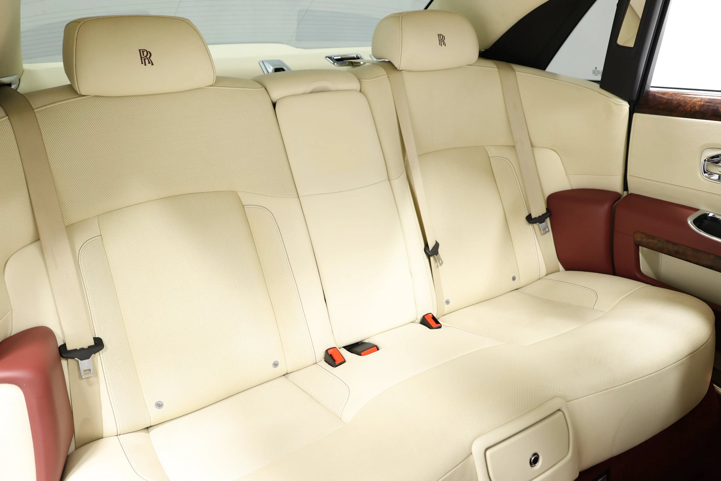 Used 2013 Rolls-Royce Ghost RWD image 98