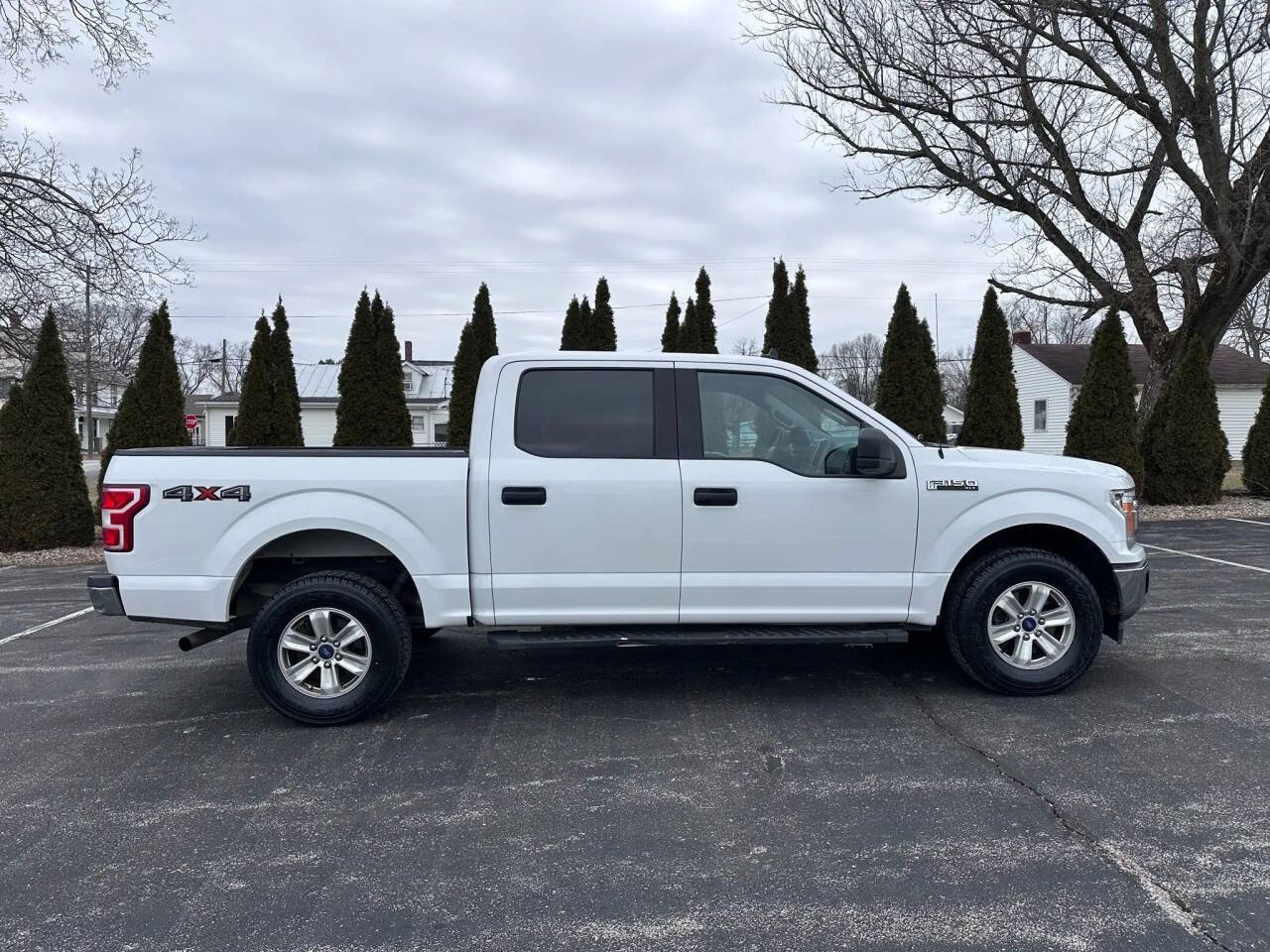 Used 2019 Ford F150 XLT image 4