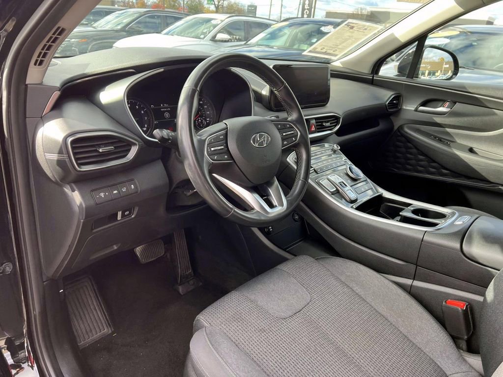 Used 2023 Hyundai Santa Fe SEL image 9