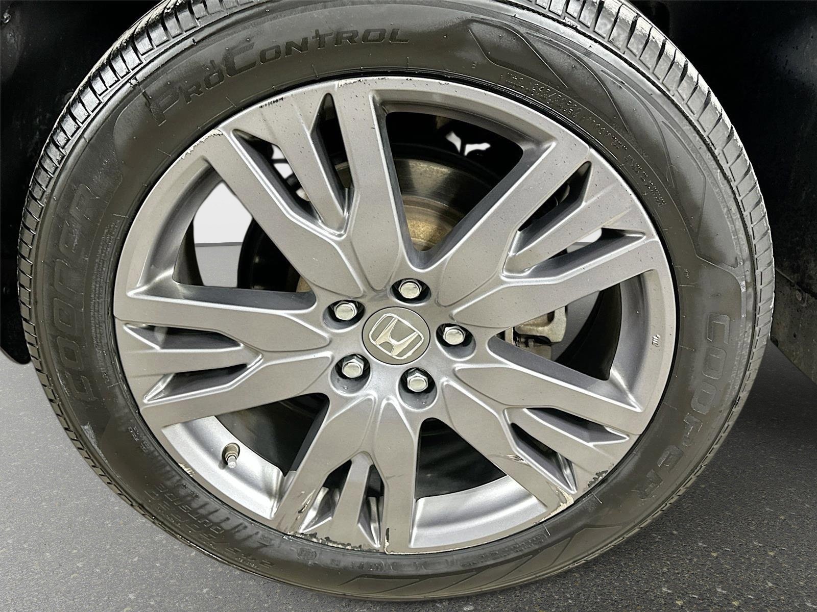 Used 2019 Honda Passport EX-L image 37