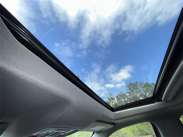 Used 2023 GMC Sierra 2500 Denali w/ Denali Ultimate Package image 23