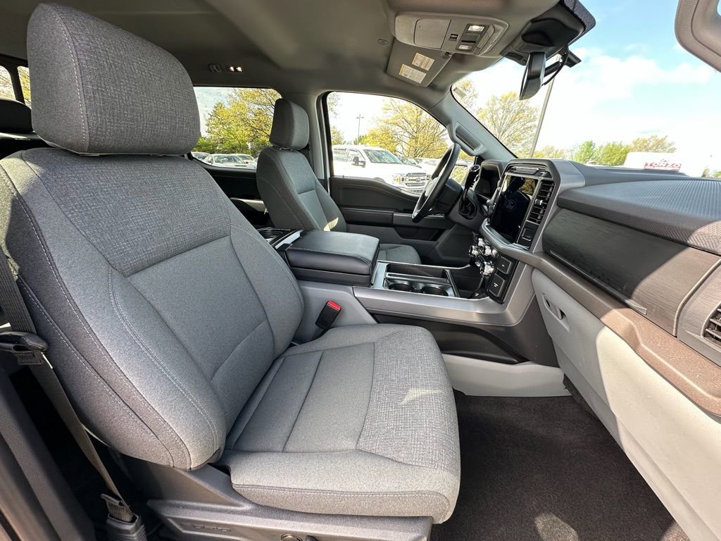 New 2025 Ford F150 XLT w/ Equipment Group 302A MID image 22