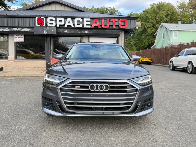 Used 2020 Audi S8 L AWD/4WD image 2