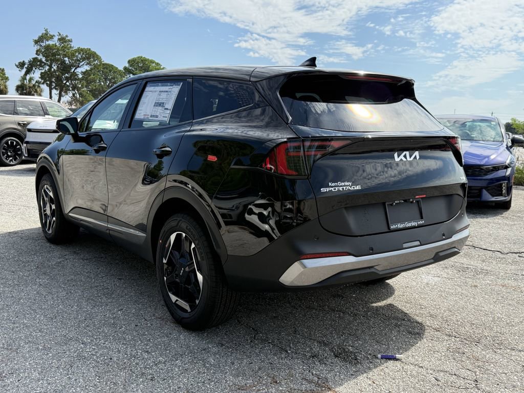 New 2026 Kia Sportage S image 6