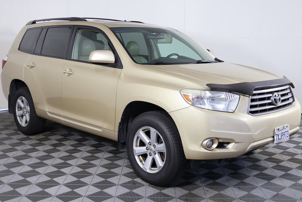 Used 2010 Toyota Highlander SE image 3