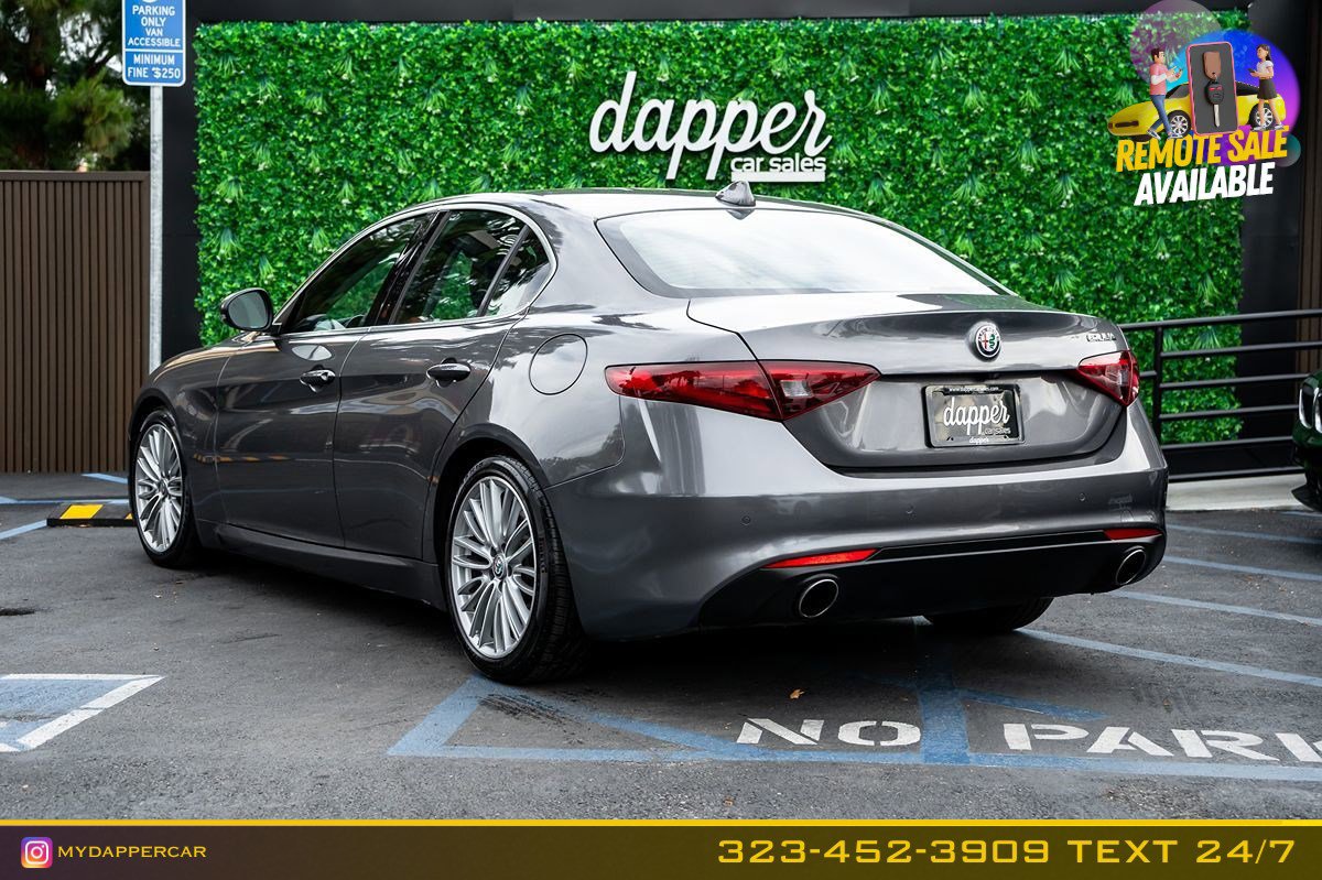 Used 2017 Alfa Romeo Giulia Ti w/ TI Lusso Light Wood Package image 8