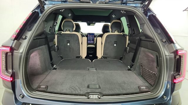 New 2026 Volvo EX90 Plus AWD/4WD image 40