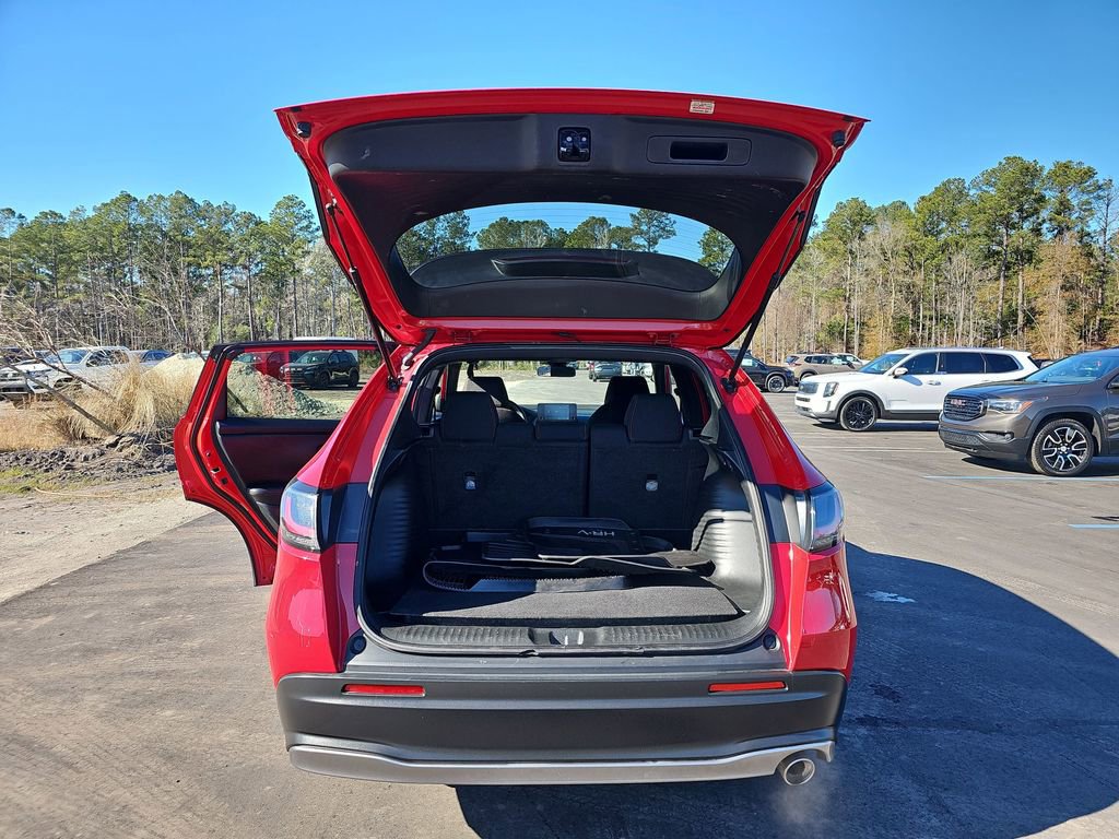 Used 2024 Honda HR-V Sport image 16