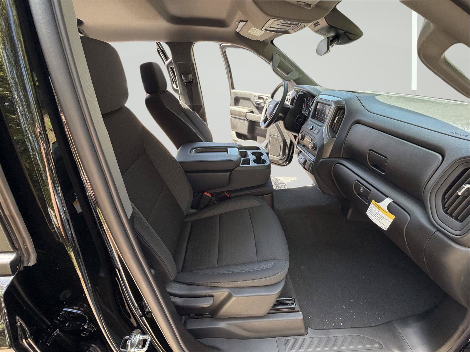 New 2026 Chevrolet Silverado 1500 Custom w/ LPO, Dark Essentials Package AWD/4WD image 25