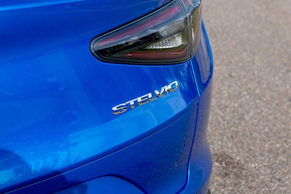 New 2025 Alfa Romeo Stelvio Sprint image 10