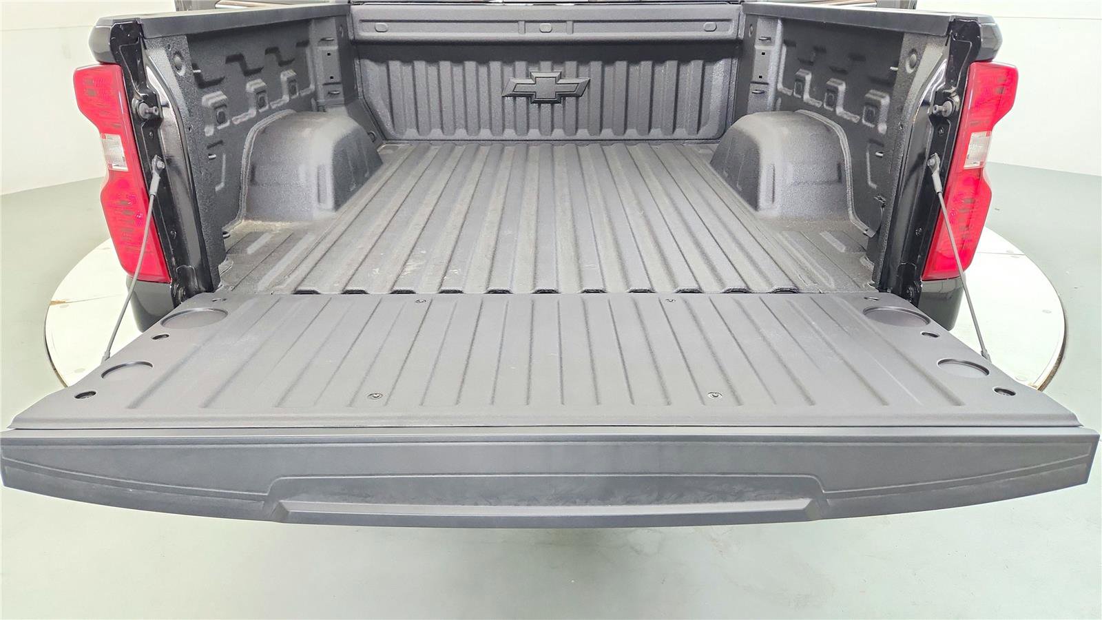 New 2026 Chevrolet Silverado 1500 LT w/ Leather Package AWD/4WD image 34