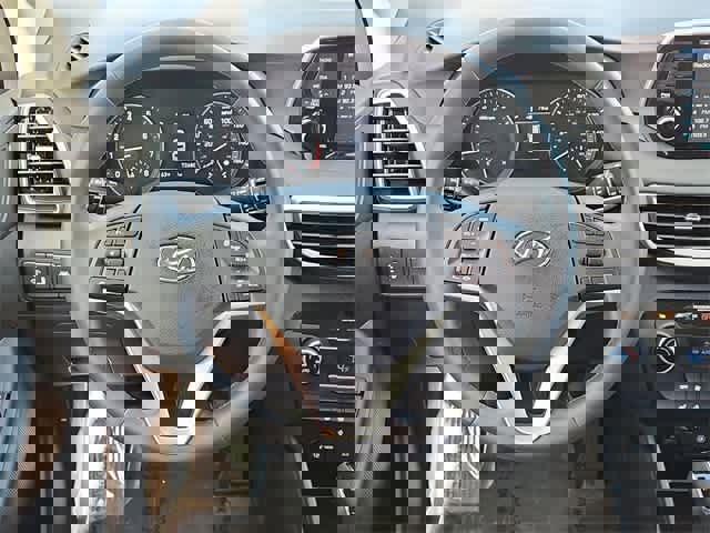 Certified 2021 Hyundai Tucson Limited w/ Cargo Package image 23